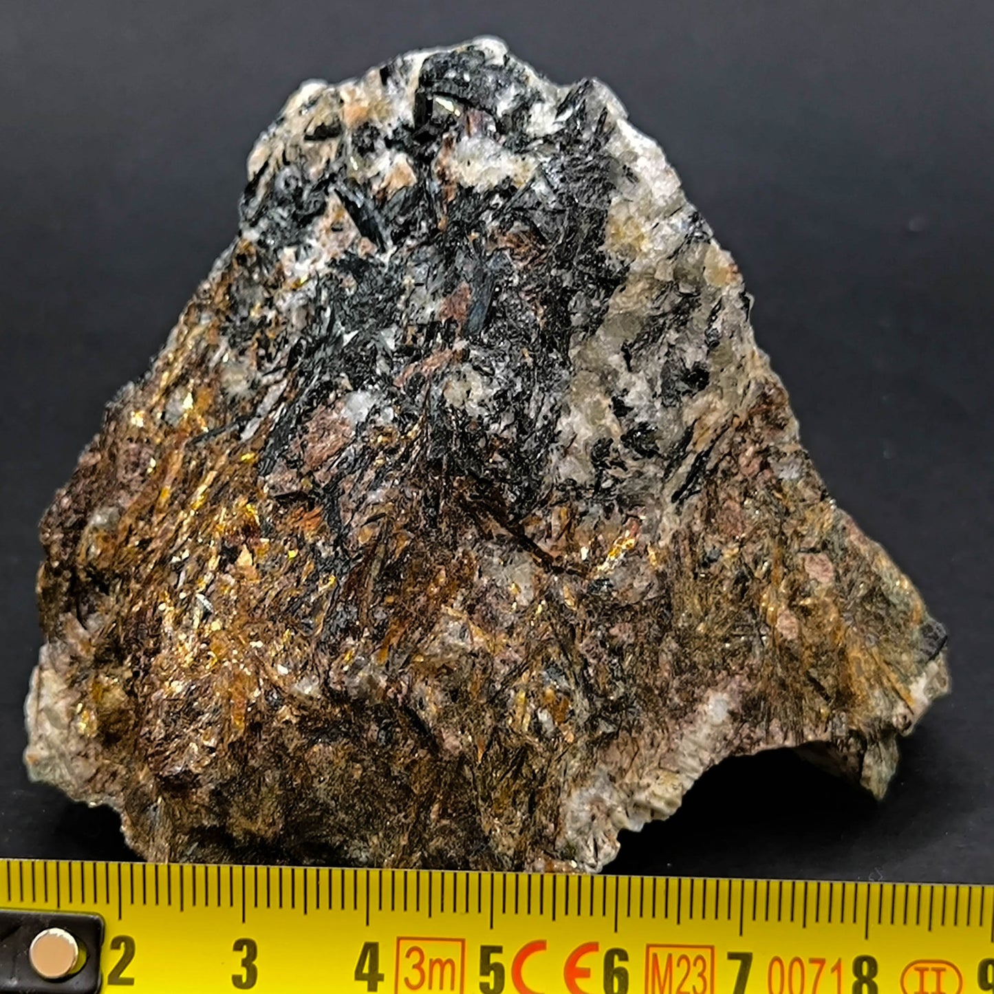 Astrophyllite specimen rare mineral (116)