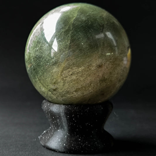 Apatite polished sphere 58mm (143)