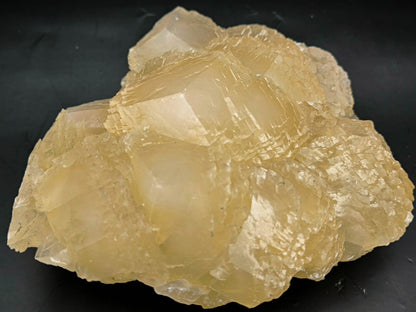 Calcite cluster from Bulgaria, Madan (005)