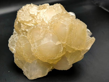 Calcite cluster from Bulgaria, Madan (005)