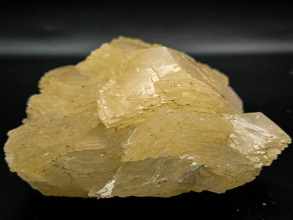 Calcite cluster from Bulgaria, Madan (005)