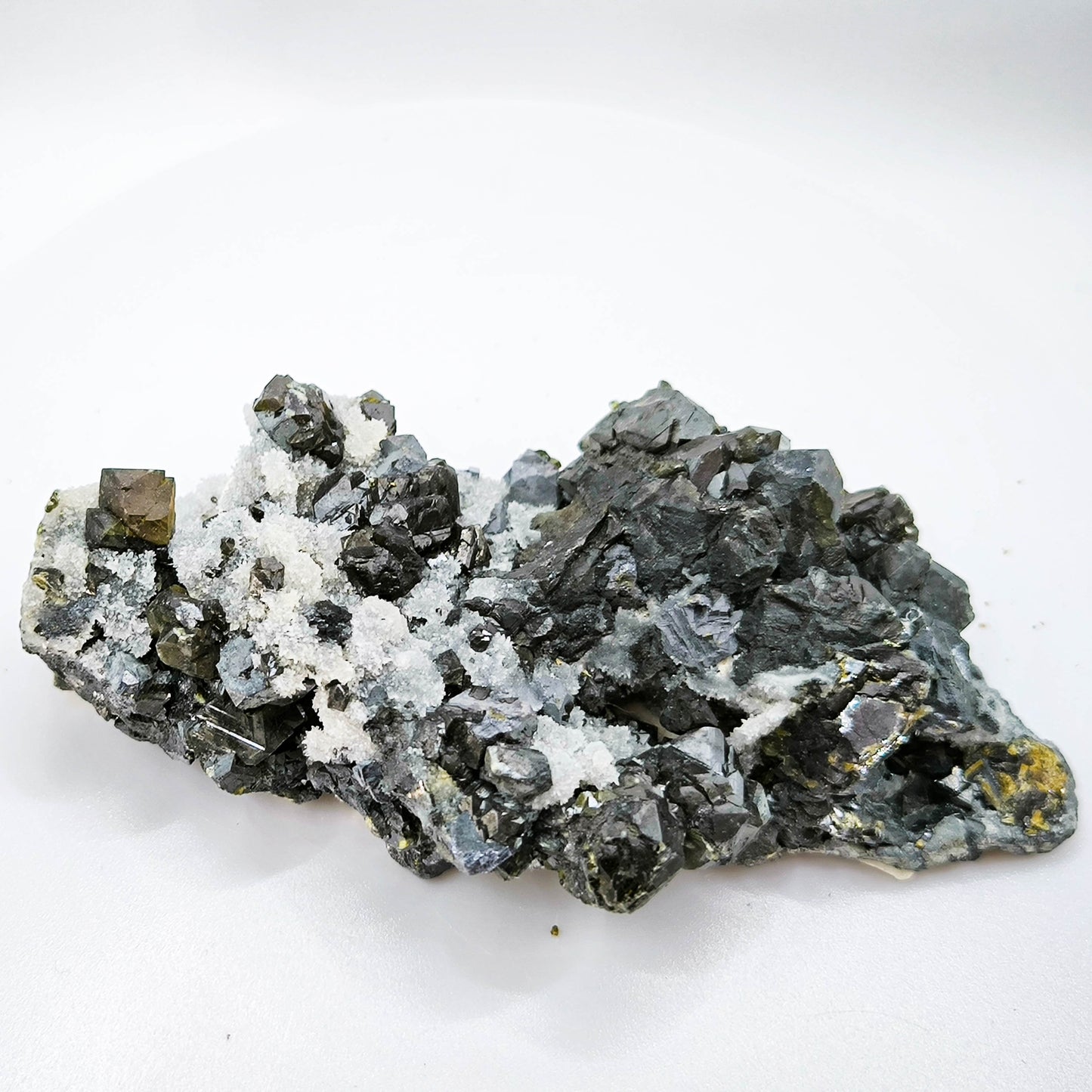 Cleiophane (Sphalerite) with Galen and Quartz from Bulgaria, Madan (025)