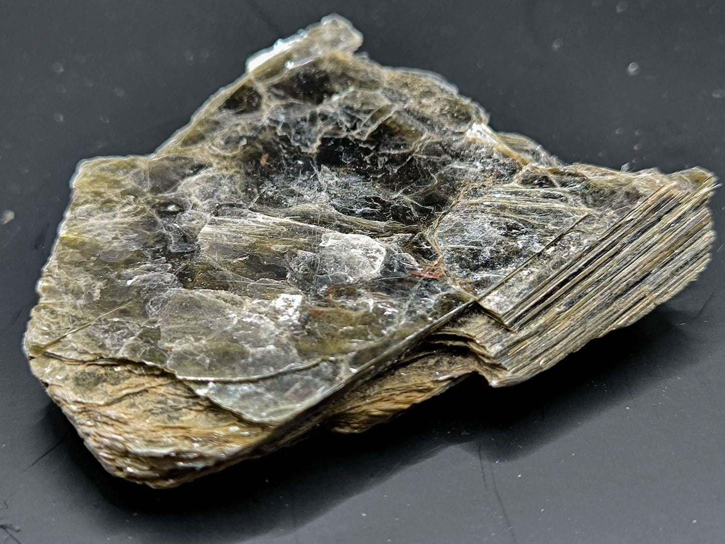 Muscovite specimen from Russia, Kola Peninsula (130)