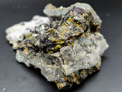 Cleiophane (Sphalerite) from Bulgaria, Madan (011)