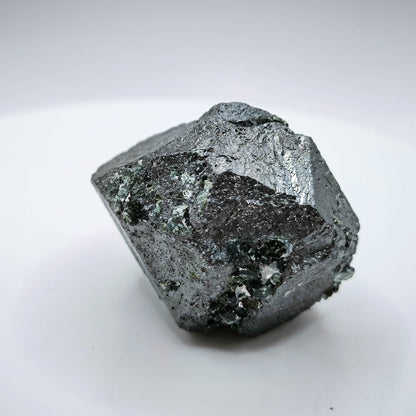 Magnetite crystal, Kovdor, Russia (141)