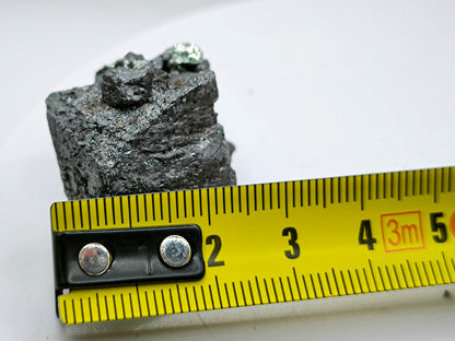 Magnetite crystal, Kovdor, Russia (180)