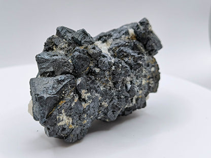 Magnetite crystal growth, Kovdor, Russia (182)