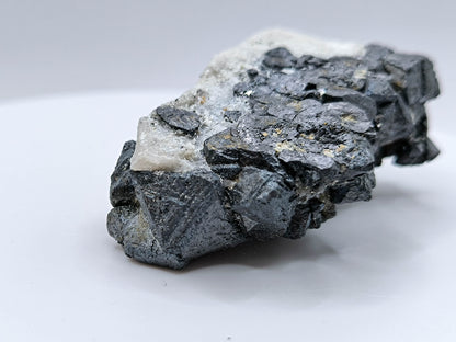 Magnetite crystal growth, Kovdor, Russia (182)