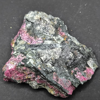 Eudialite specimen rare mineral (155)