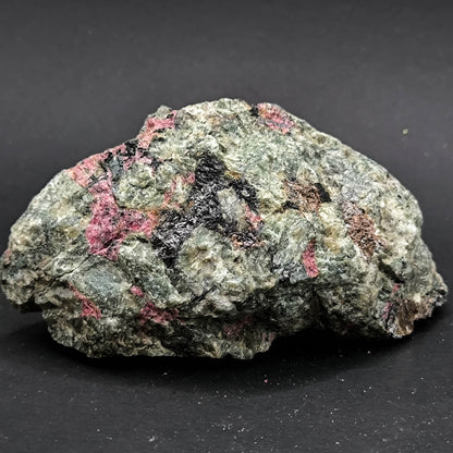 Eudialite specimen rare mineral (158)