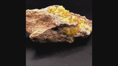 Sulfur, Russia (280)