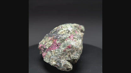 Eudialite specimen rare mineral (158)